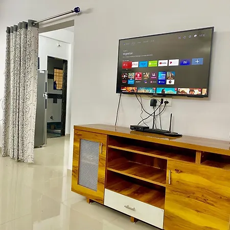 2 Bhk Ac Apartment Pune Exterior photo